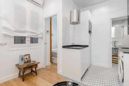 Apartamento La Latina Palacio Мадрид Екстериор снимка