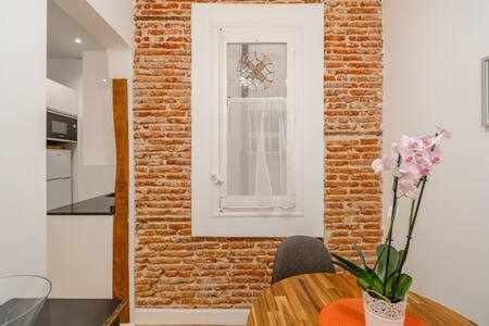 Apartamento La Latina Palacio Мадрид Екстериор снимка